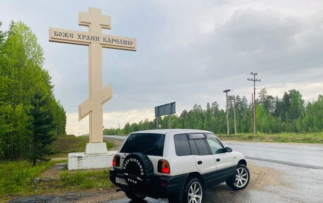 Toyota RAV4, 1995 год, 450 000 рублей, 2 фотография