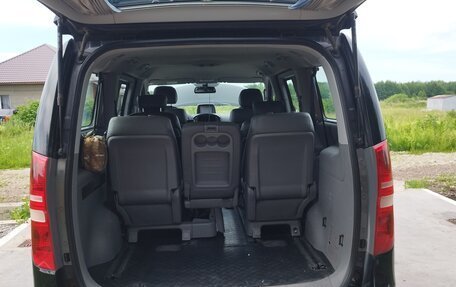 Hyundai Grand Starex Grand Starex I рестайлинг 2, 2011 год, 1 643 754 рублей, 16 фотография