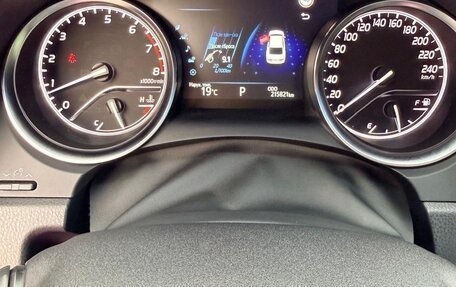 Toyota Camry, 2018 год, 2 400 000 рублей, 9 фотография