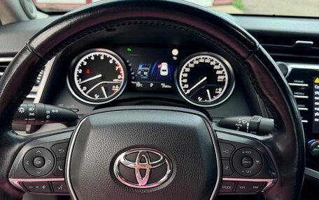 Toyota Camry, 2018 год, 2 400 000 рублей, 7 фотография