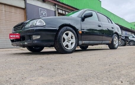Toyota Avensis III рестайлинг, 1998 год, 400 000 рублей, 4 фотография
