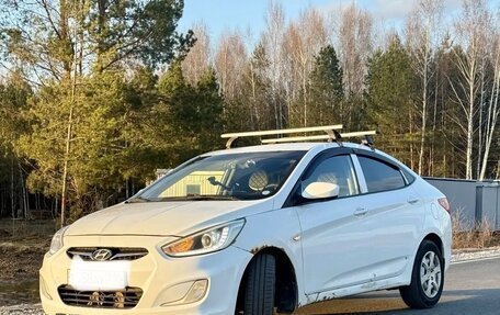 Hyundai Solaris II рестайлинг, 2013 год, 480 000 рублей, 3 фотография