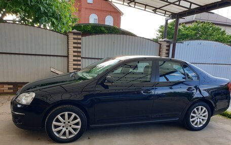 Volkswagen Jetta VI, 2010 год, 830 000 рублей, 6 фотография