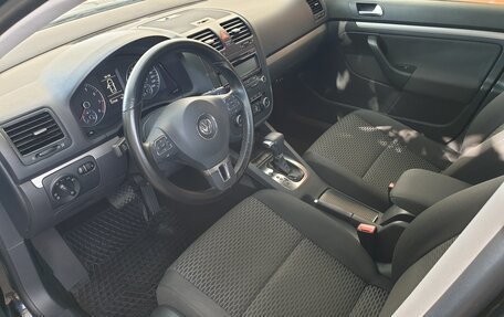 Volkswagen Jetta VI, 2010 год, 830 000 рублей, 7 фотография