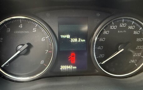 Mitsubishi Outlander III рестайлинг 3, 2014 год, 1 250 000 рублей, 7 фотография