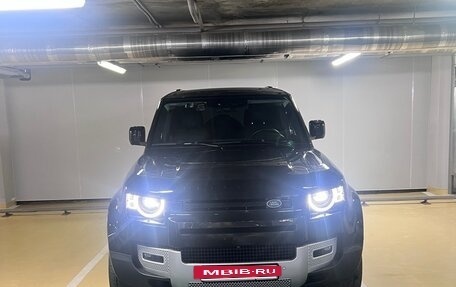Land Rover Defender II, 2021 год, 7 700 000 рублей, 6 фотография
