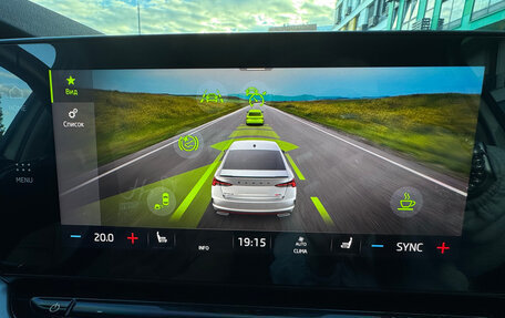 Skoda Octavia IV, 2020 год, 2 200 000 рублей, 30 фотография