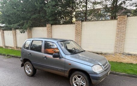 Chevrolet Niva I рестайлинг, 2006 год, 300 000 рублей, 1 фотография