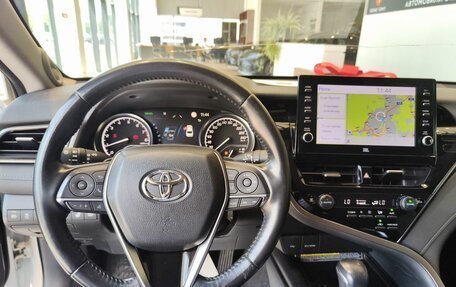 Toyota Camry, 2021 год, 3 250 000 рублей, 10 фотография