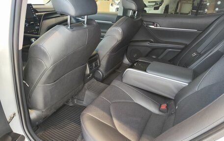 Toyota Camry, 2021 год, 3 250 000 рублей, 18 фотография
