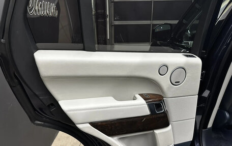 Land Rover Range Rover IV рестайлинг, 2014 год, 3 800 000 рублей, 16 фотография