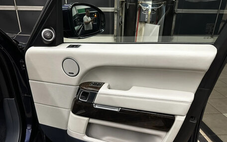 Land Rover Range Rover IV рестайлинг, 2014 год, 3 800 000 рублей, 21 фотография