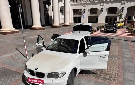 BMW 1 серия, 2010 год, 580 000 рублей, 4 фотография