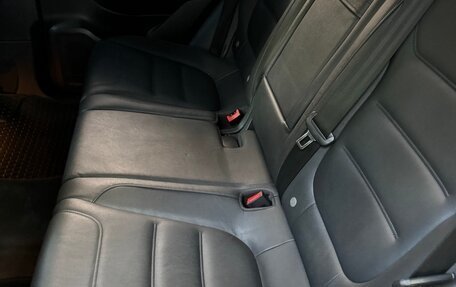 Volkswagen Touareg III, 2012 год, 2 249 000 рублей, 13 фотография
