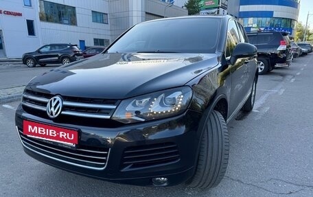 Volkswagen Touareg III, 2012 год, 2 249 000 рублей, 3 фотография