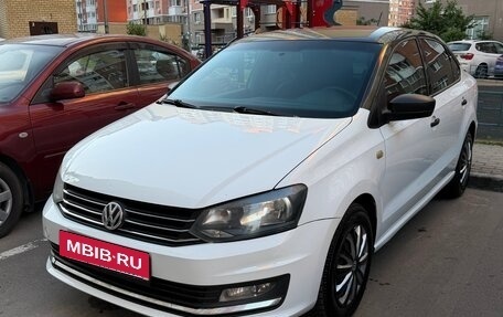 Volkswagen Polo VI (EU Market), 2019 год, 670 000 рублей, 2 фотография