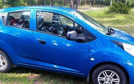 Chevrolet Spark III, 2013 год, 590 000 рублей, 2 фотография