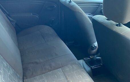 Renault Sandero I, 2012 год, 360 000 рублей, 6 фотография