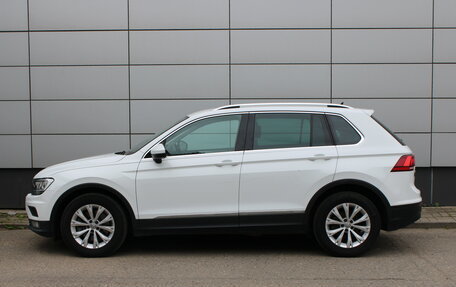 Volkswagen Tiguan II, 2017 год, 2 955 000 рублей, 4 фотография
