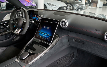 Mercedes-Benz SL-Класс AMG, 2023 год, 29 900 000 рублей, 15 фотография