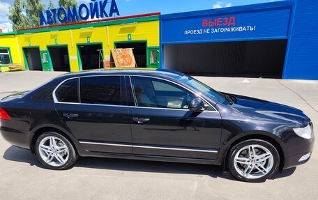Skoda Superb III рестайлинг, 2012 год, 940 000 рублей, 9 фотография