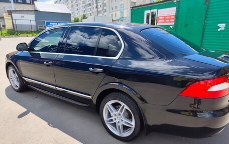 Skoda Superb III рестайлинг, 2012 год, 940 000 рублей, 17 фотография