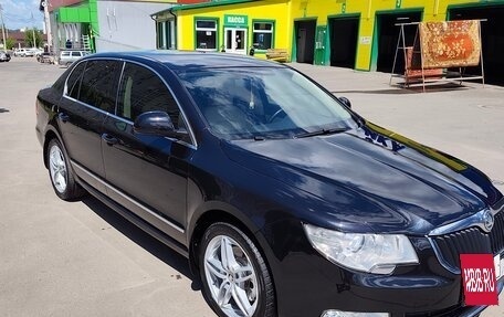 Skoda Superb III рестайлинг, 2012 год, 940 000 рублей, 7 фотография