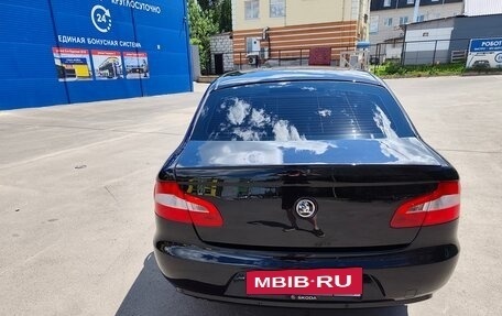 Skoda Superb III рестайлинг, 2012 год, 940 000 рублей, 12 фотография