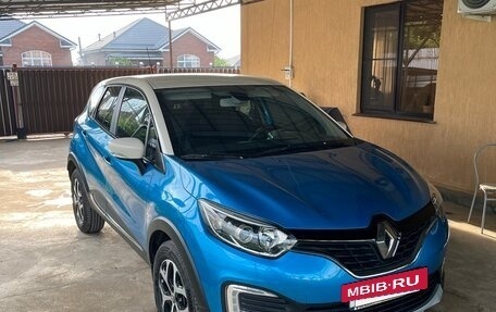 Renault Kaptur I рестайлинг, 2017 год, 1 460 000 рублей, 2 фотография