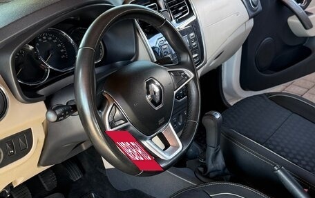 Renault Logan II, 2018 год, 650 000 рублей, 10 фотография