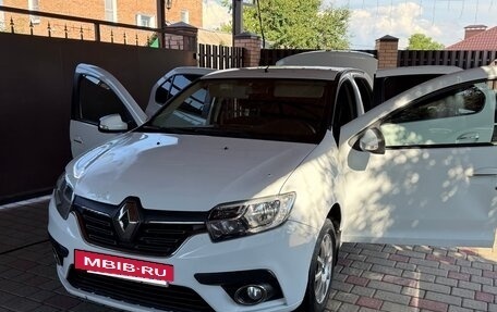 Renault Logan II, 2018 год, 650 000 рублей, 6 фотография