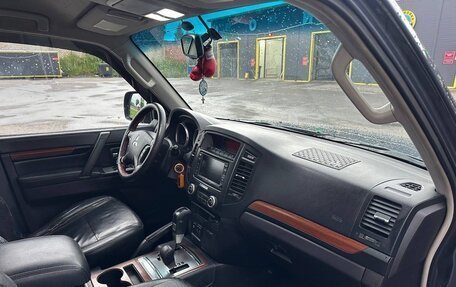 Mitsubishi Pajero IV, 2008 год, 1 650 000 рублей, 8 фотография