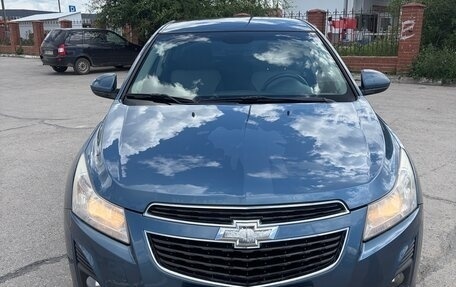 Chevrolet Cruze II, 2013 год, 800 000 рублей, 2 фотография