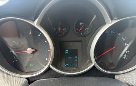 Chevrolet Cruze II, 2013 год, 800 000 рублей, 15 фотография