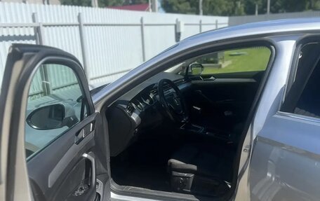 Volkswagen Passat B8 рестайлинг, 2019 год, 1 750 000 рублей, 6 фотография