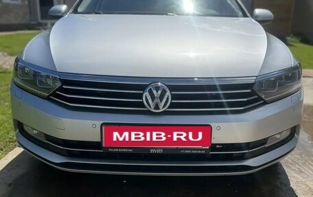 Volkswagen Passat B8 рестайлинг, 2019 год, 1 750 000 рублей, 2 фотография