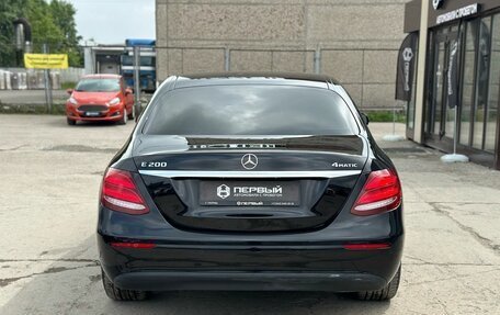 Mercedes-Benz E-Класс, 2018 год, 2 980 000 рублей, 5 фотография
