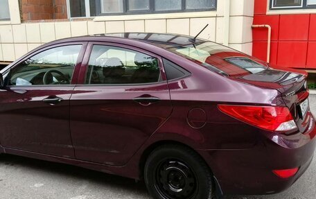 Hyundai Solaris II рестайлинг, 2013 год, 900 000 рублей, 5 фотография