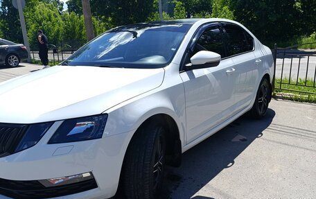 Skoda Octavia, 2018 год, 2 000 000 рублей, 2 фотография