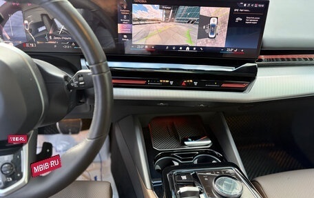BMW 5 серия, 2024 год, 7 100 000 рублей, 15 фотография