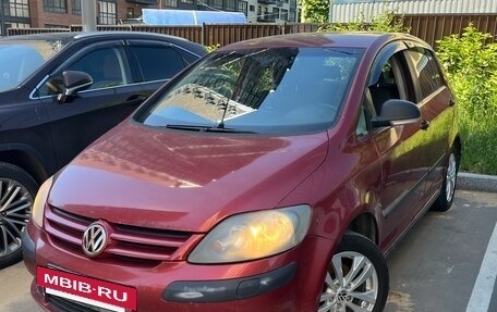 Volkswagen Golf Plus I, 2007 год, 310 000 рублей, 2 фотография