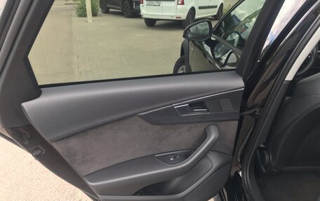 Audi A4, 2018 год, 2 750 000 рублей, 15 фотография