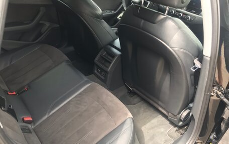 Audi A4, 2018 год, 2 750 000 рублей, 10 фотография