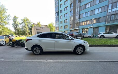 Hyundai Solaris II рестайлинг, 2021 год, 1 070 000 рублей, 2 фотография