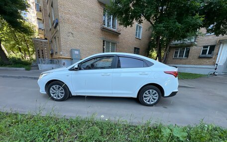 Hyundai Solaris II рестайлинг, 2021 год, 1 070 000 рублей, 4 фотография
