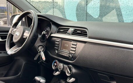 KIA Rio IV, 2020 год, 1 399 000 рублей, 10 фотография