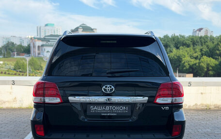 Toyota Land Cruiser 200, 2011 год, 2 900 000 рублей, 5 фотография
