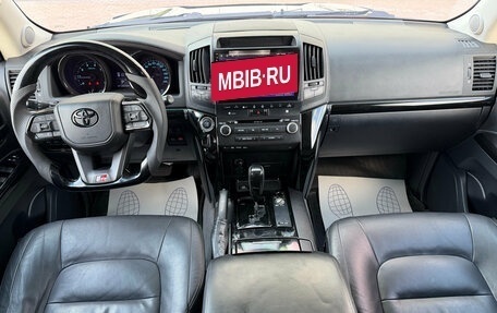 Toyota Land Cruiser 200, 2011 год, 2 900 000 рублей, 13 фотография