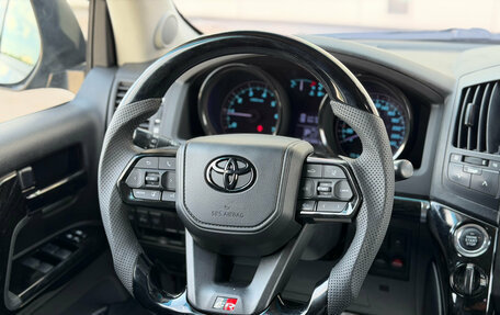 Toyota Land Cruiser 200, 2011 год, 2 900 000 рублей, 14 фотография