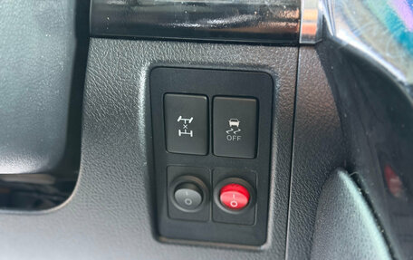 Toyota Land Cruiser 200, 2011 год, 2 900 000 рублей, 18 фотография